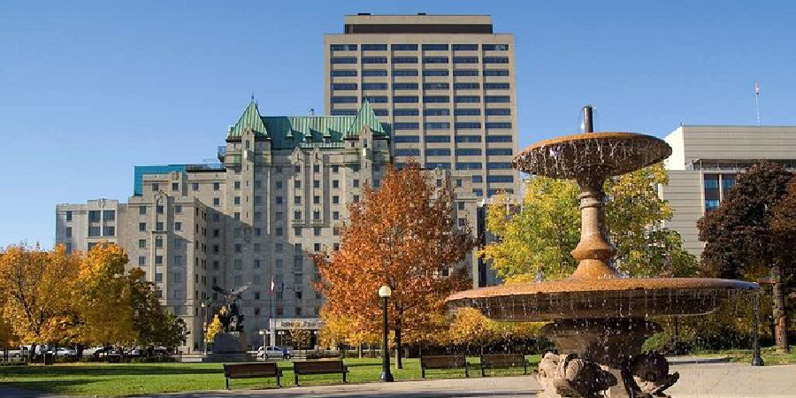 Lord Elgin Hotel