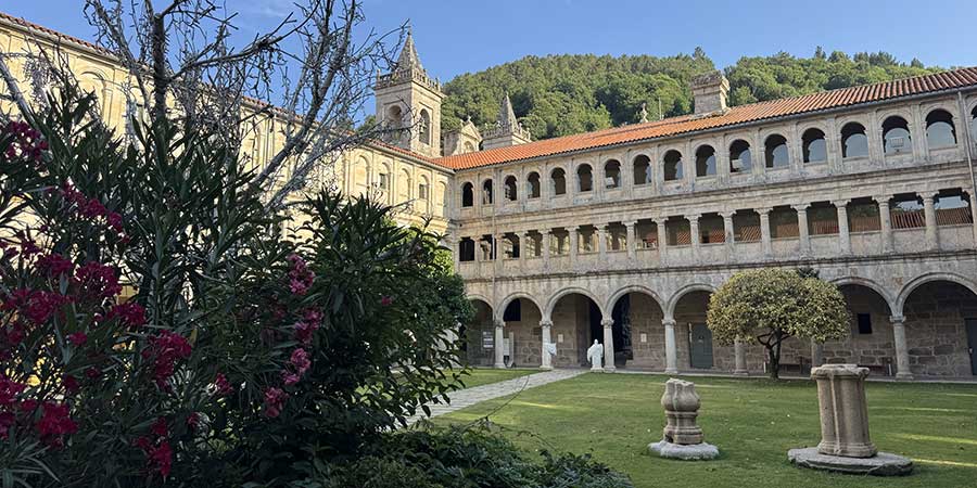 The Parador de Santo Estevo courtyard.